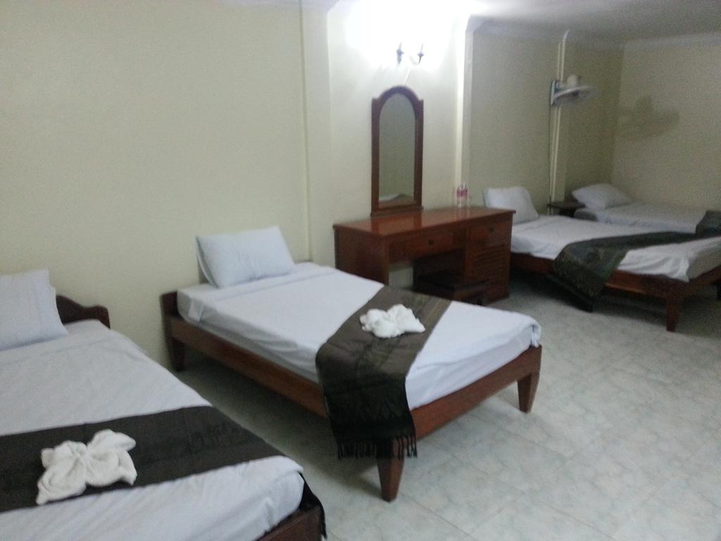 Tan Kimlong Guesthouse سيام ريب الغرفة الصورة